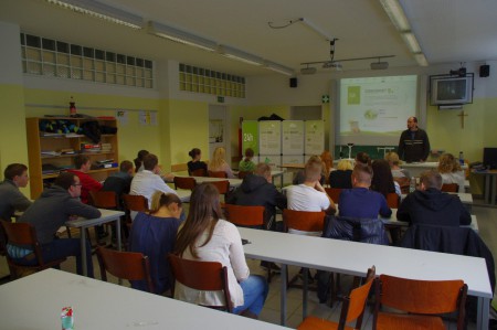 Karol Galek in der BHAK Gänserndorf